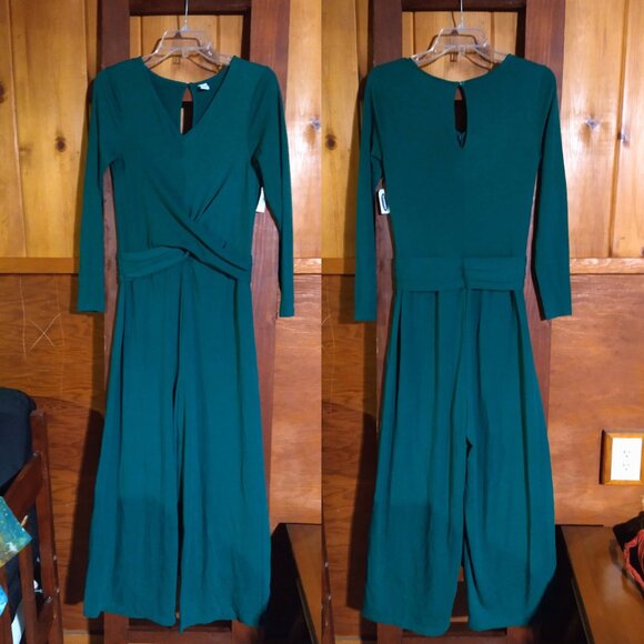 Old Navy Pants - Old Navy Emerald Green Jumpsuit NWT
